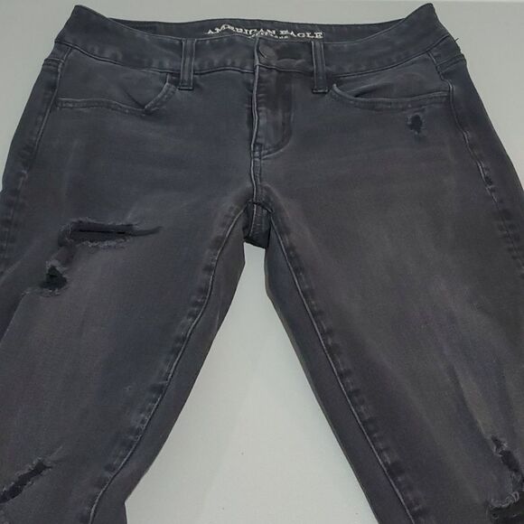 american Eagle black super stretch X 28x28 size 4 super low jeggings - Picture 5 of 8